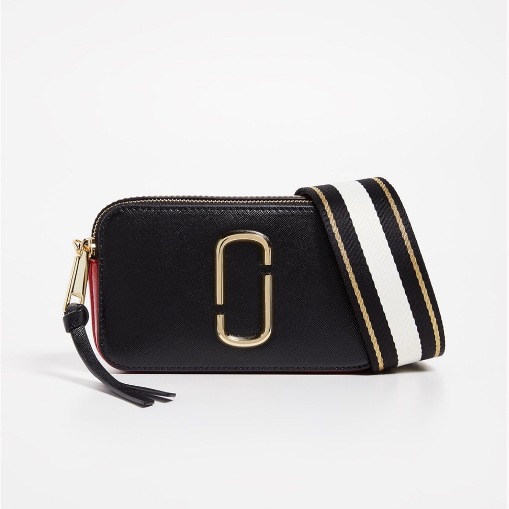 MARC JACOBS CAMERA BAG